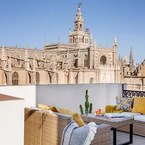 Isg Modern Atticpool At The Cathedralfree Parking , Seville Spain