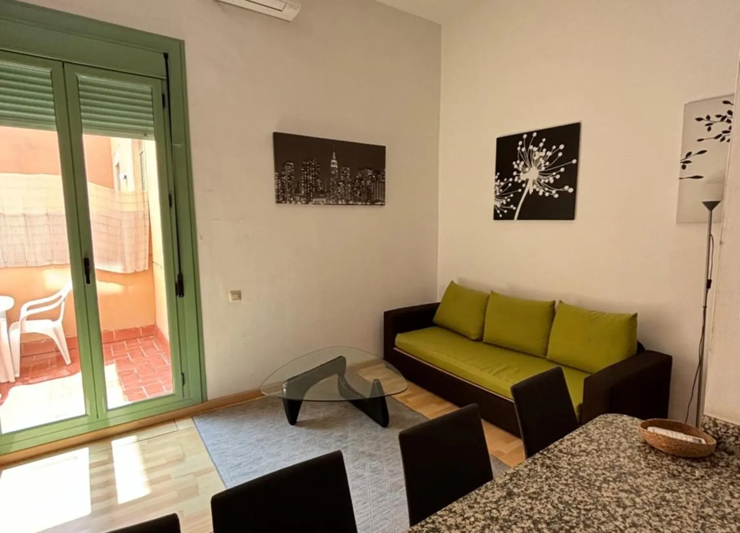Urban Center Apartments Tarragona 0*,